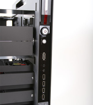 Illustration for article titled Thermaltake Level 10 Chassis Review: Can BMW Change PC Design?